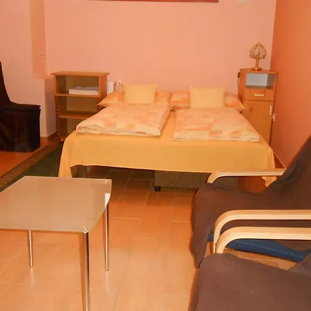 Babilon Szallas De Luxe Appartement Gyula