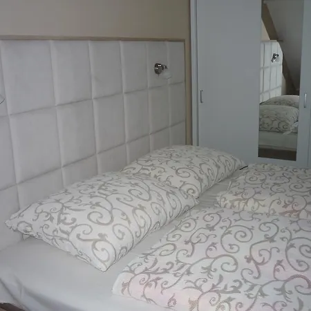 아파트 Babilon Szallas De Luxe 귤러